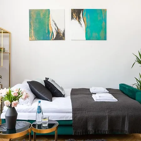 Hotel Rent Like - Wilcza 58 *