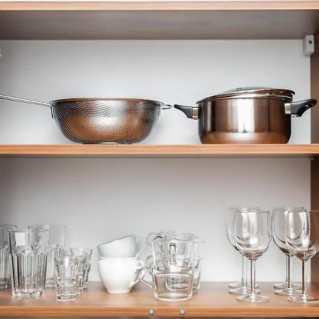 Rent Like - Wilcza 58 *